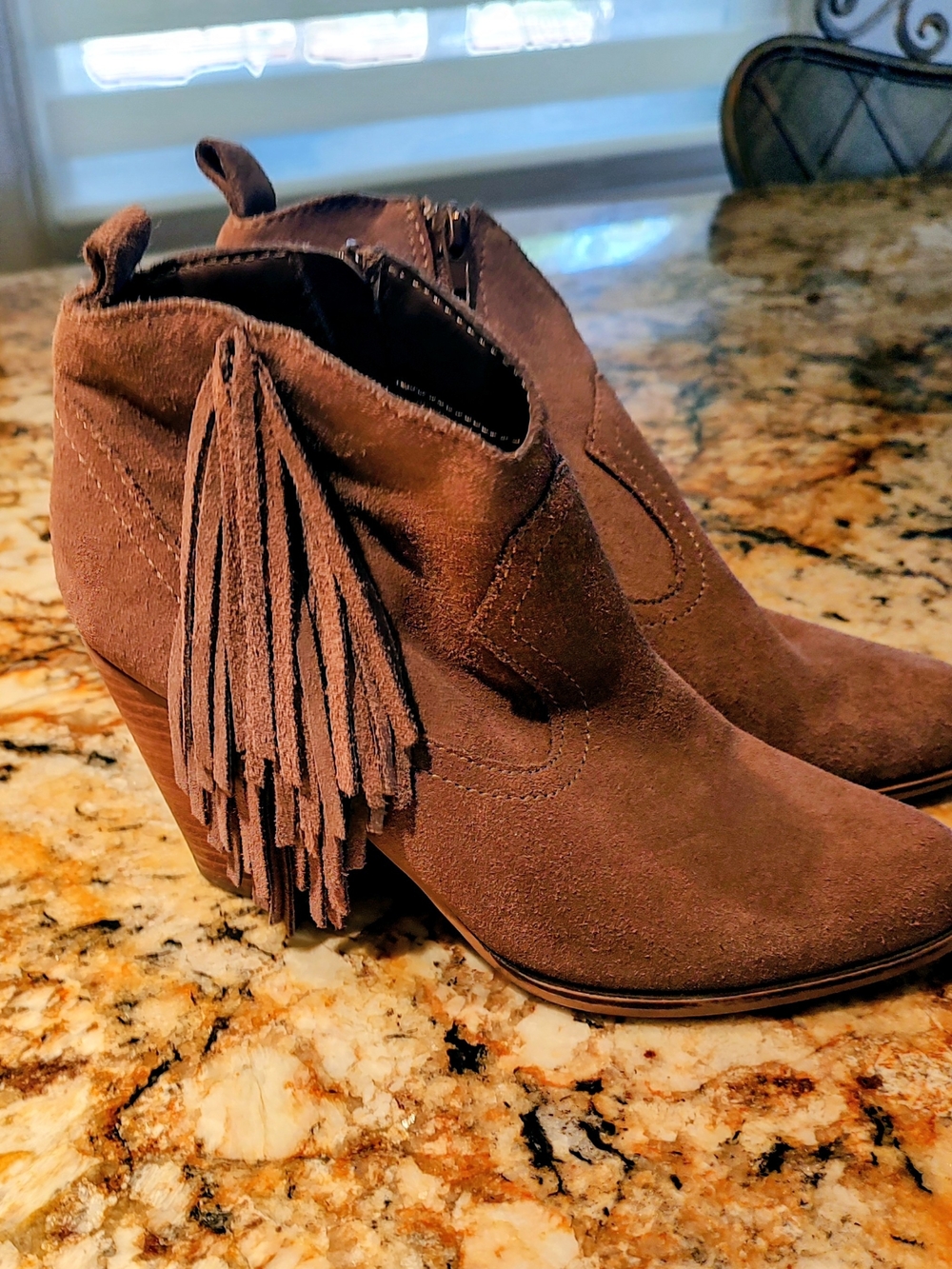 Steve Madden Brown Suede Fringe Ankle Booties sz 8